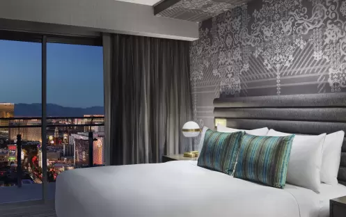 The Cosmpolitan Las Vegas - Terrace One Bedroom Fountain view